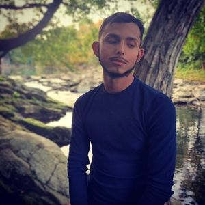 Meet your Posher, Axel